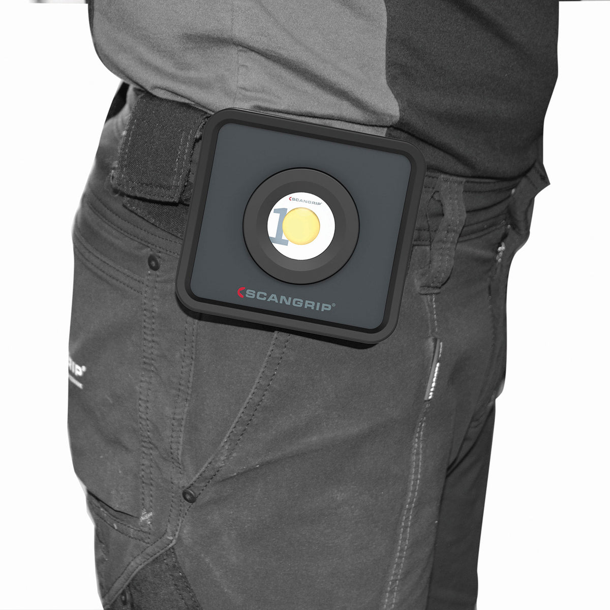 Scangrip Nova MINI High Efficiency 1,000 Lumen Compact COB LED Work Light with Exchangeable Battery System